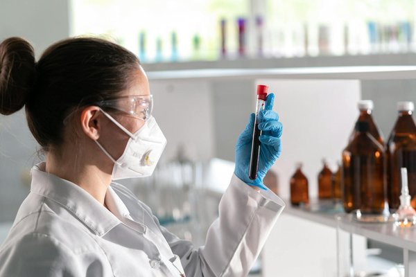 Guide pratique pour médecins généralistes sur la détection de l'endométriose
